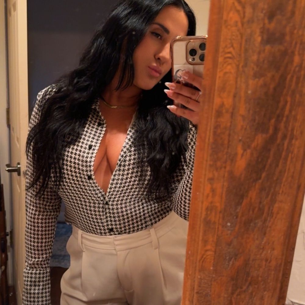 100% silk Black and White Houndstooth top